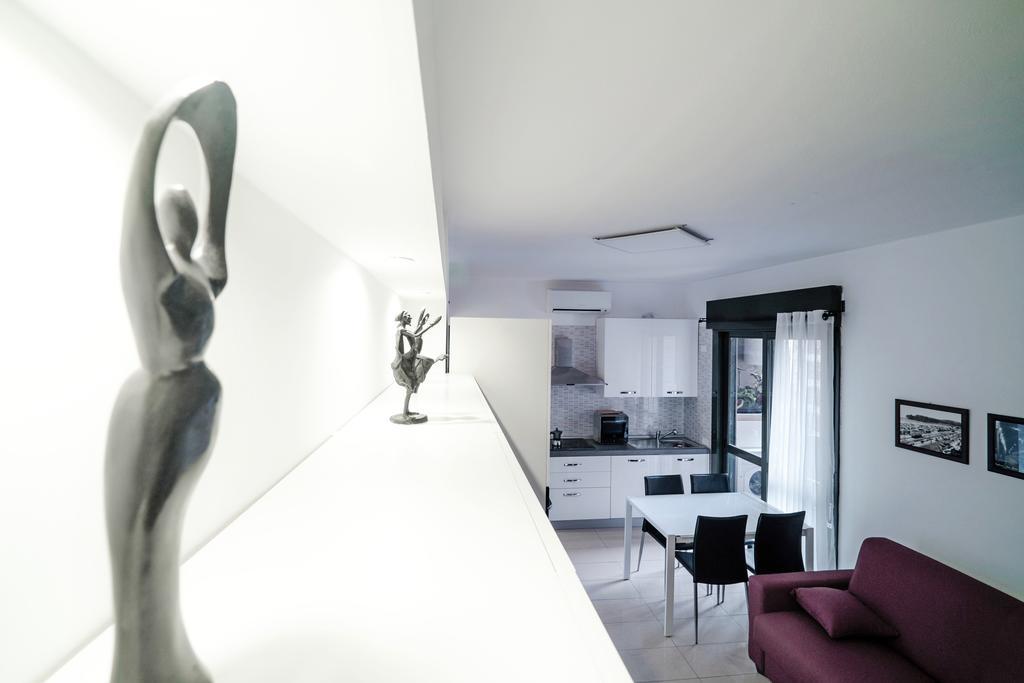 Visit Cagliari Apartment Bagian luar foto